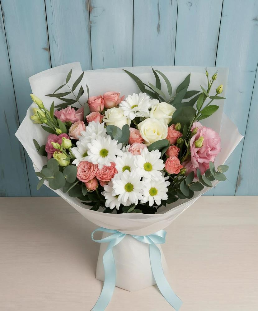Букет цветов из: Розы, Лизиантусы и Хризантемы в Нижнеангарск