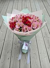 Букет цветов из:  Альстромерии #REPLACE_PRED# Нижнеангарск