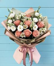 Букет цветов из:  Розы, Альстромерии и Лизиантусы в Нижнеангарск