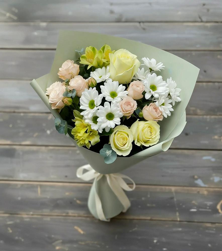 Букет цветов из: Альстромерии, Розы и Хризантемы в Нижнеангарск