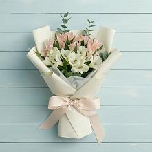 Букет цветов из:  Альстромерии в Нижнеангарск
