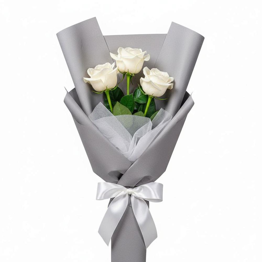 Букет 3 белые розы в Нижнеангарск