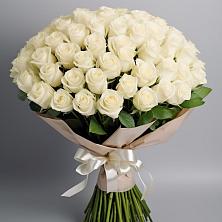 Букет 101 беля роза Белоснежка в Нижнеангарск