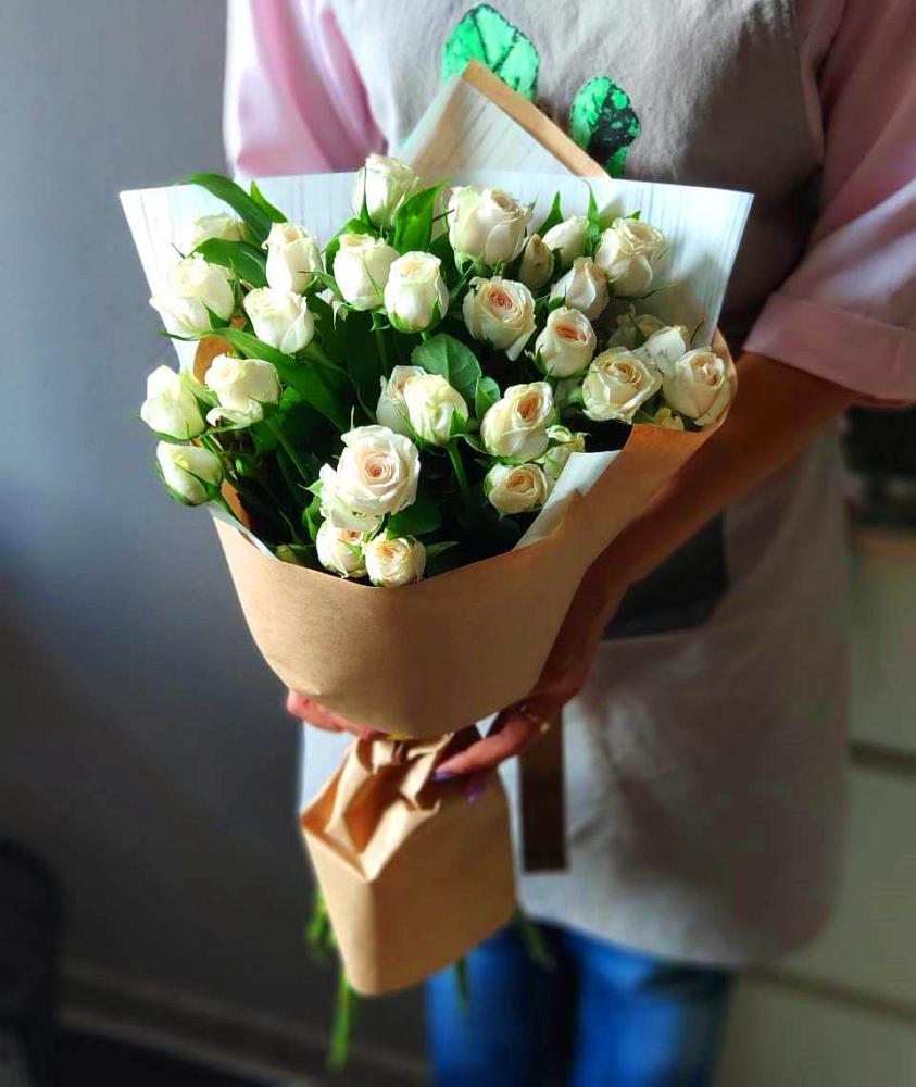 Букет цветов из: Розы в Нижнеангарск