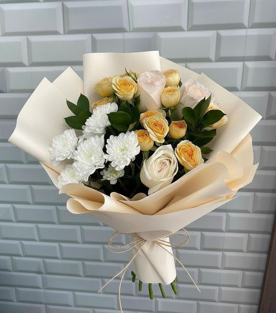 Букет цветов из: Розы и Хризантемы в Нижнеангарск