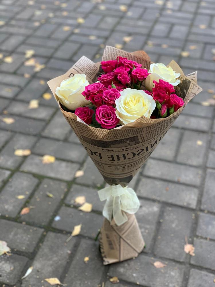 Букет цветов из: Розы в Нижнеангарск