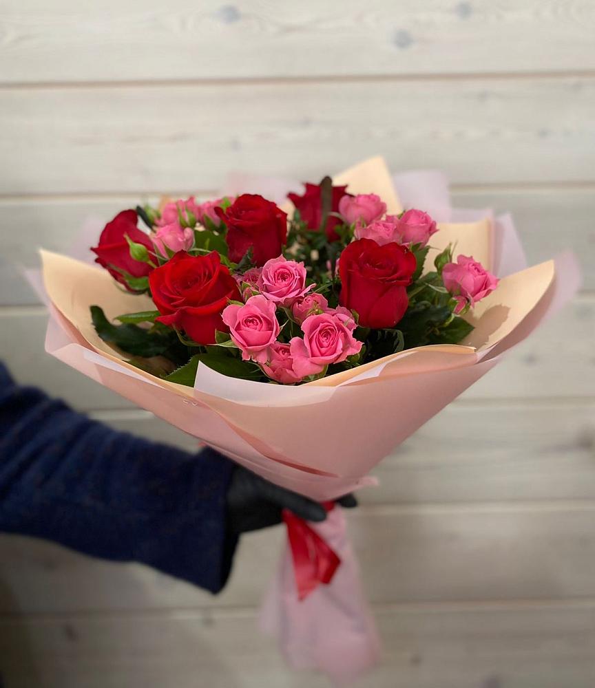 Букет цветов из: Розы в Нижнеангарск