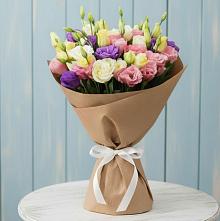 Букет цветов из:  Лизиантусы в Нижнеангарск