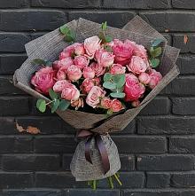 Букет цветов из:  Розы в Нижнеангарск