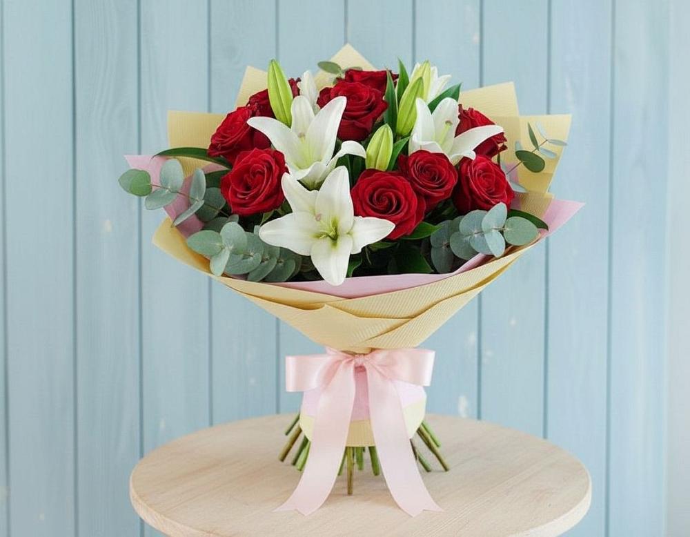 Букет цветов из: Лилии и Розы в Нижнеангарск